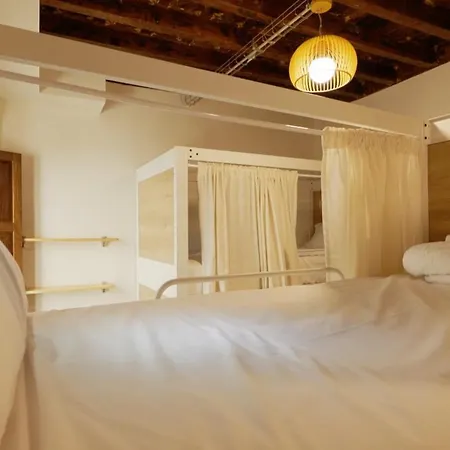 4u Hostal