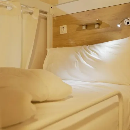 Hostal 4u